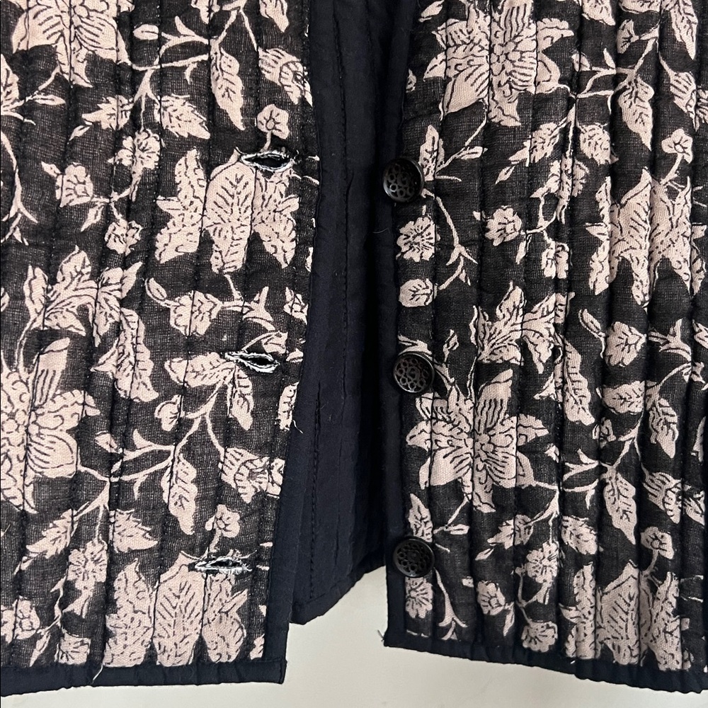 Maison Hotel Dali Jacket- Ying Yang - Picture 3 of 5